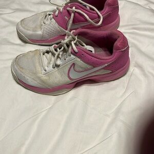 Nike Air Cage Court Tennis shoes women